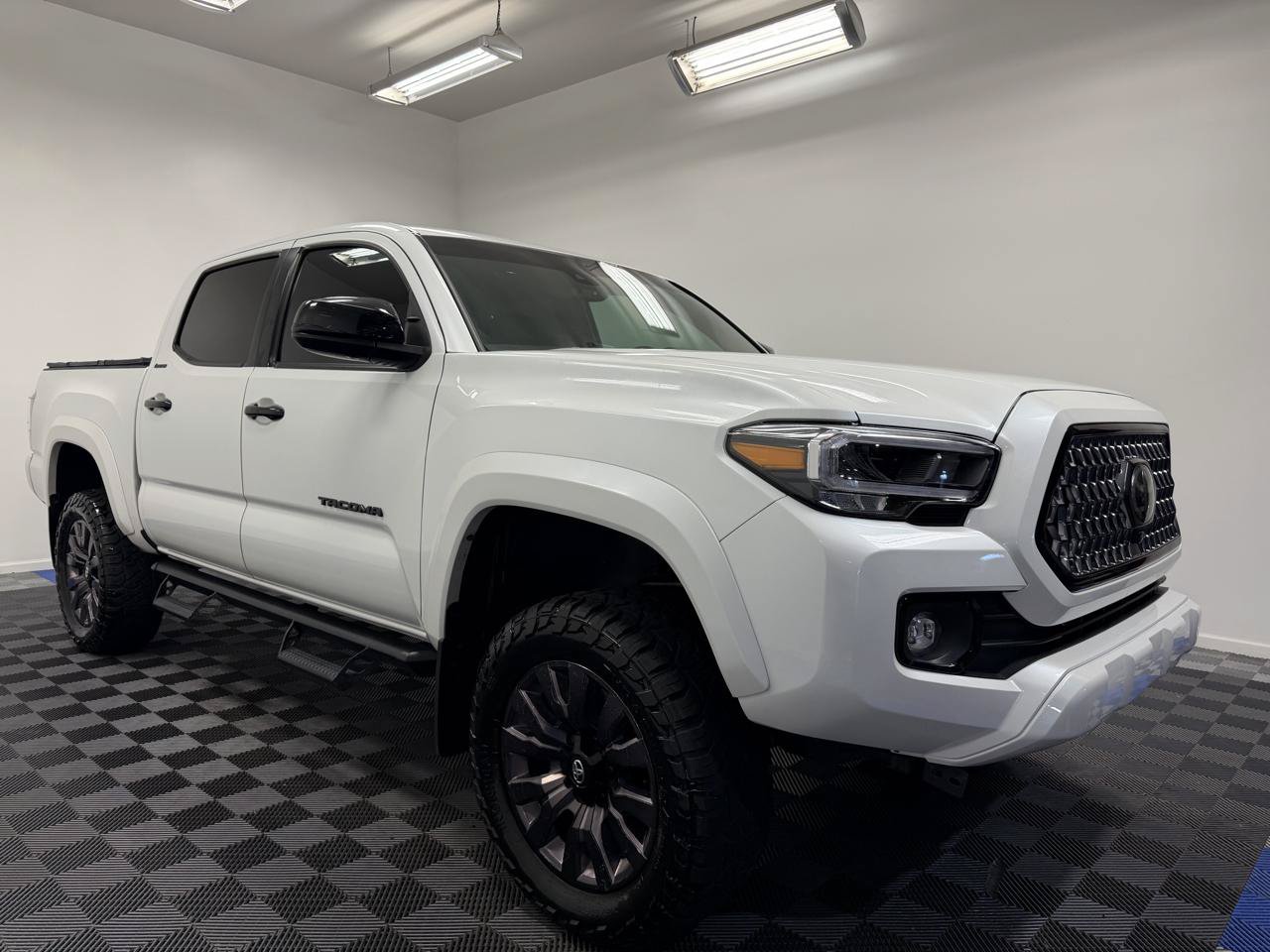 Used 2021 Toyota Tacoma Limited w/ Nightshade Package AWD/4WD image 1