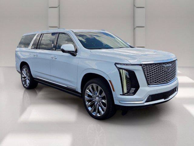 New 2026 Cadillac Escalade ESV Luxury w/ LPO, Radiant Package AWD/4WD image 7