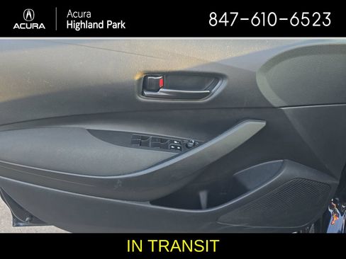 Used 2025 Toyota Corolla LE FWD image 9
