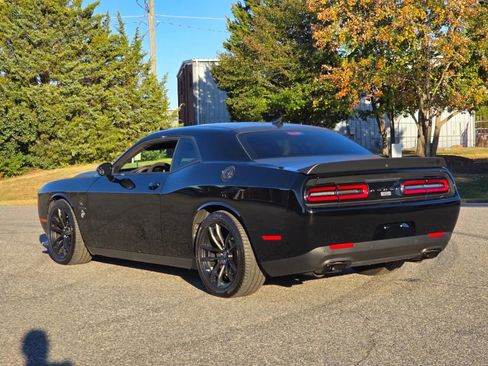 Used 2023 Dodge Challenger SRT Hellcat image 11