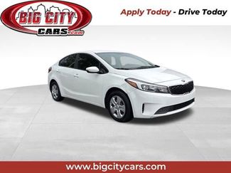 Used 2017 Kia Forte LX FWD video 1