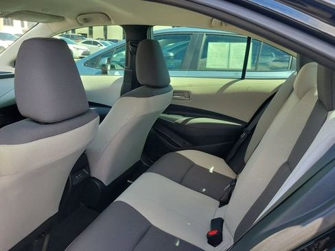 Used 2025 Toyota Corolla LE image 7