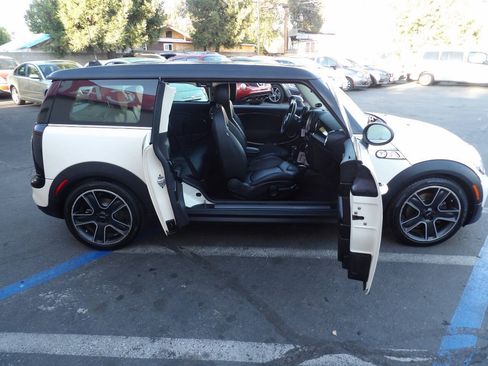 Used 2013 MINI Cooper Clubman S FWD image 8