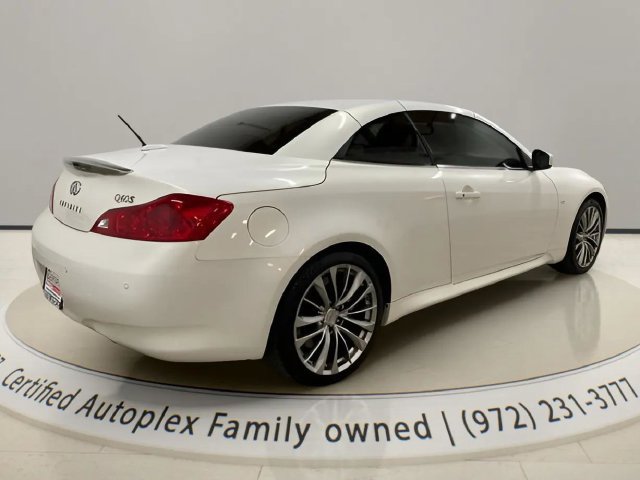 Used 2014 INFINITI Q60 Convertible w/ Premium Package RWD image 9