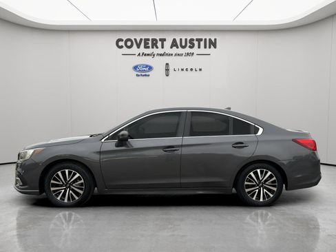 Used 2018 Subaru Legacy 2.5i Premium image 2