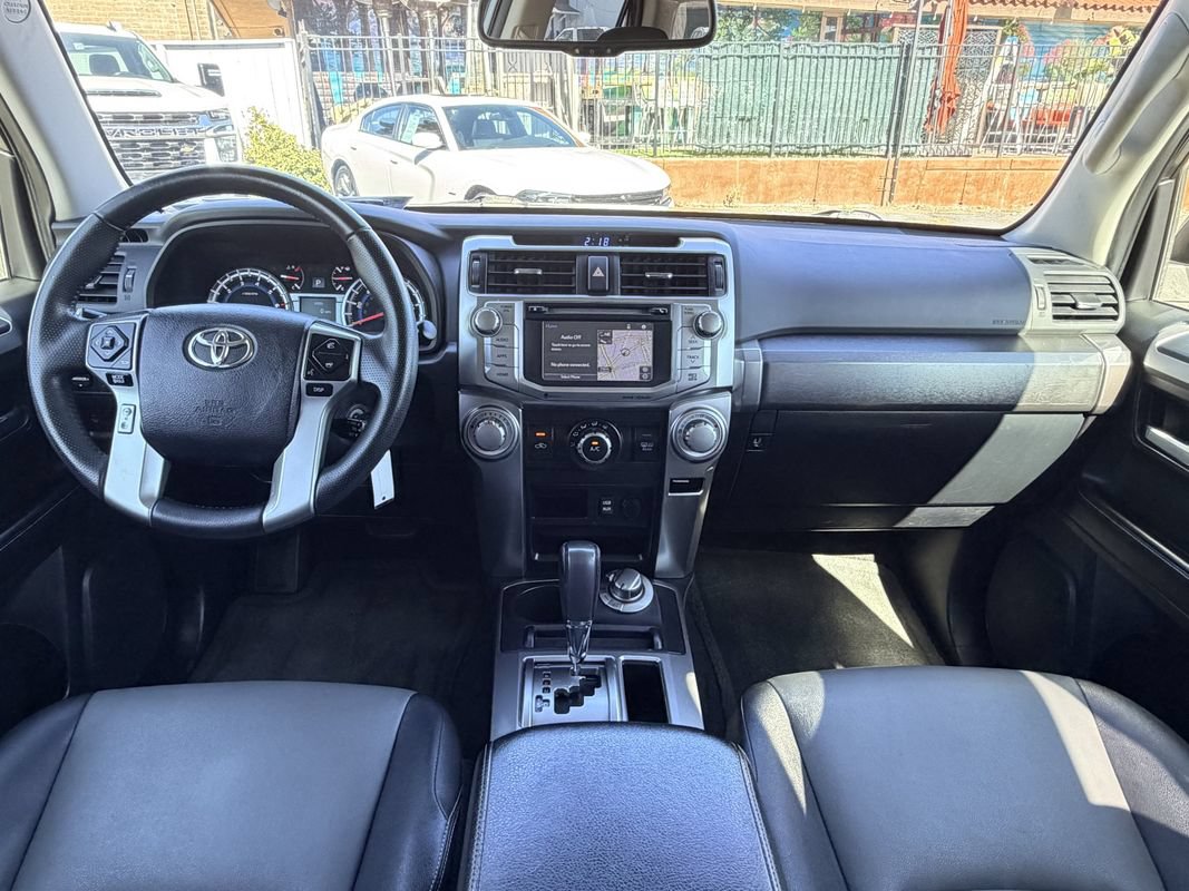 Used 2016 Toyota 4Runner SR5 Premium AWD/4WD image 29