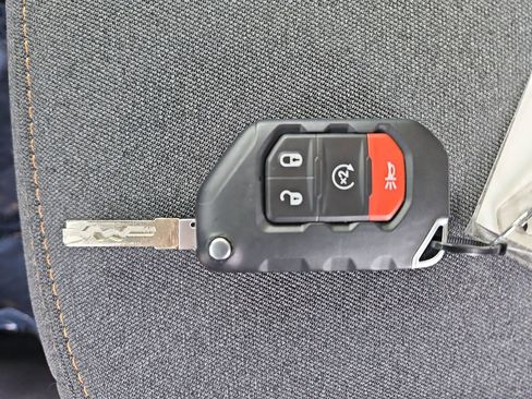 New 2026 Jeep Gladiator Sport image 31