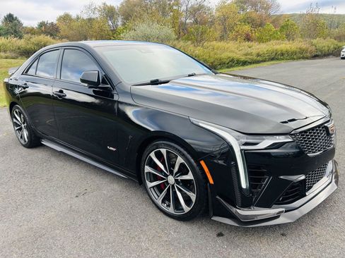 Used 2022 Cadillac CT4 V Blackwing w/ Carbon Fiber 1 Package image 8