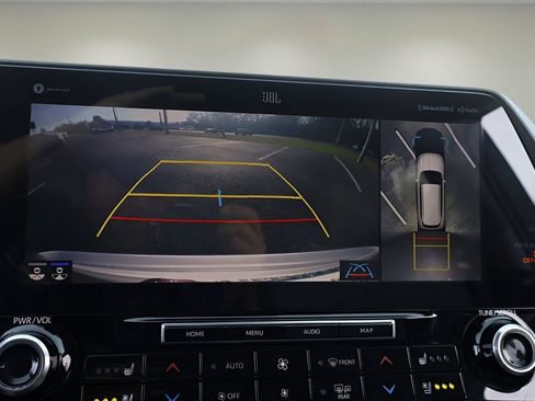 Certified 2021 Toyota Highlander Limited image 23