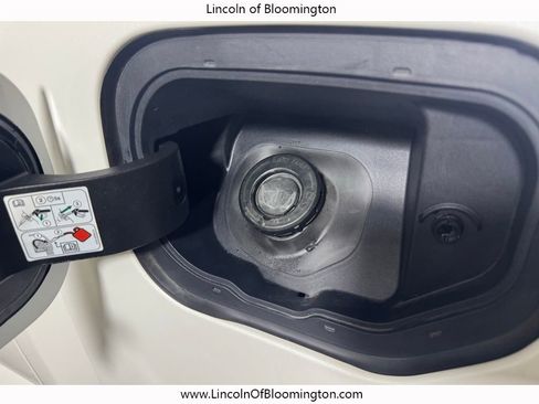 Used 2022 Ford F150 Lariat w/ Equipment Group 502A High image 22