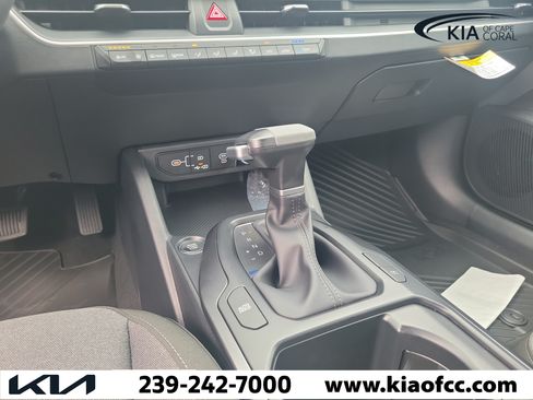 New 2026 Kia K4 FWD image 19