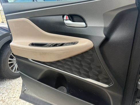Used 2019 Hyundai Santa Fe SEL FWD image 13