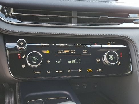 New 2026 INFINITI QX60 Sport AWD/4WD image 13
