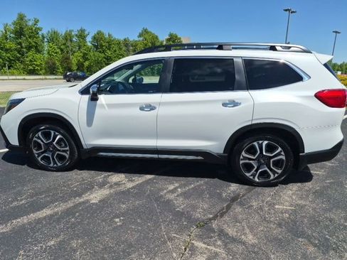 Certified 2023 Subaru Ascent Touring AWD/4WD image 8