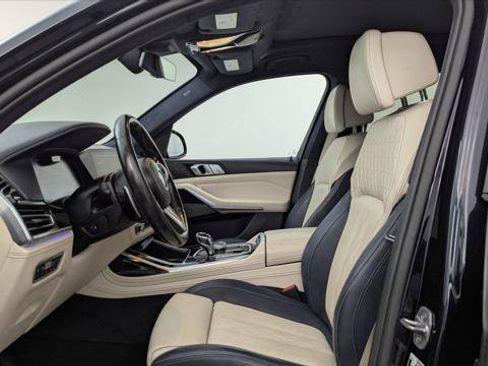 Used 2019 BMW X7 xDrive40i w/ Premium Package AWD/4WD image 14