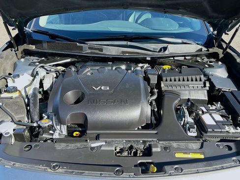 Used 2023 Nissan Maxima Platinum w/ Sport Mat Group FWD image 32