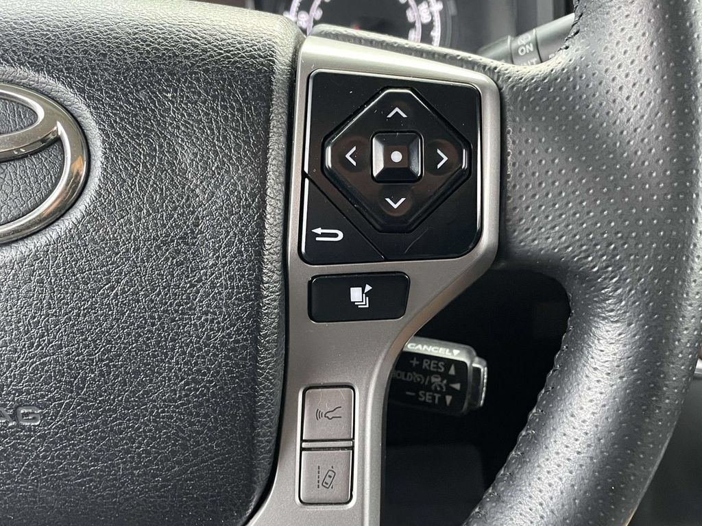 Used 2023 Toyota 4Runner SR5 AWD/4WD image 11