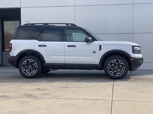 New 2026 Ford Bronco Sport Outer Banks w/ Outer Banks Tech Package+ image 3