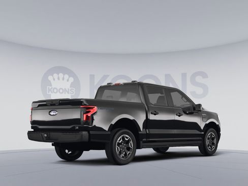 Used 2023 Ford F150 Lightning Pro image 4