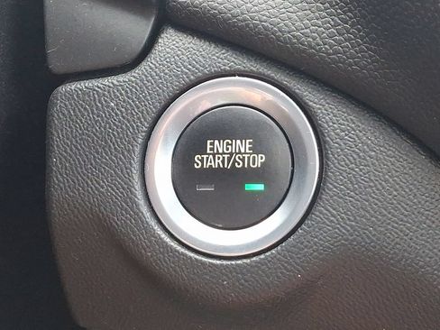 Certified 2019 Chevrolet Equinox LT w/ Sun & Navigation Package FWD image 25