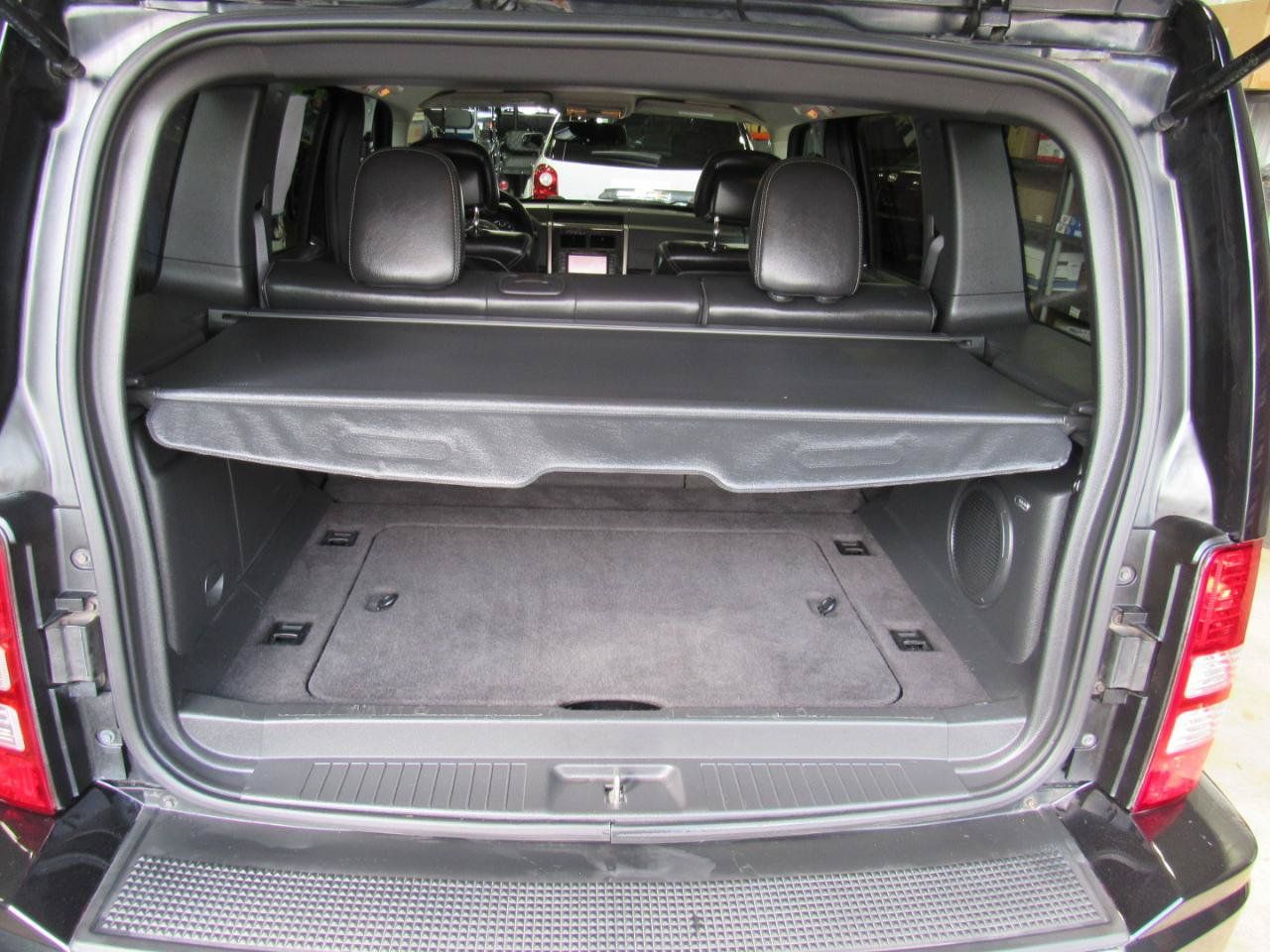 Used 2012 Jeep Liberty Limited Jet w/ Chrome Accents Group AWD/4WD image 30