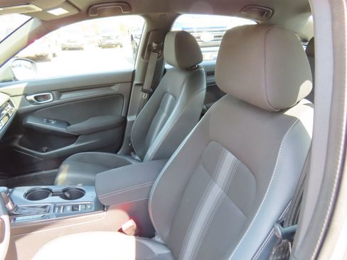 Used 2023 Honda Civic Sport image 27