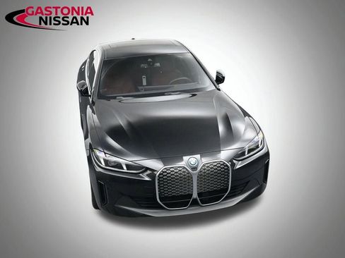 Used 2025 BMW i4 eDrive40 image 31