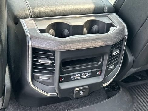 Used 2025 RAM 1500 Laramie w/ Sport Appearance Package AWD/4WD image 19