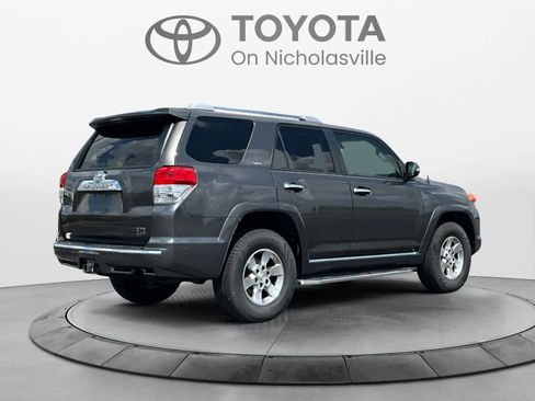 Used 2012 Toyota 4Runner SR5 w/ Convenience Pkg AWD/4WD image 5