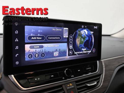 Used 2024 Nissan Altima 2.5 SV w/ SV Premium Package AWD/4WD image 18