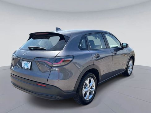 Certified 2025 Honda HR-V LX image 4