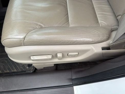 Used 2013 Honda CR-V EX-L image 9