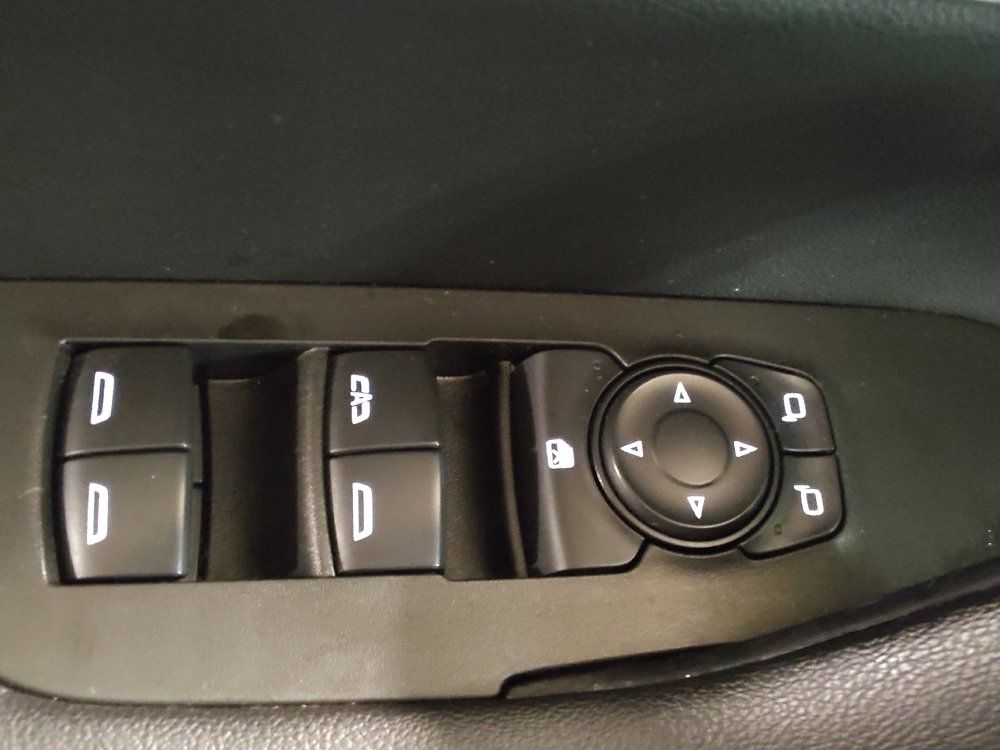 Used 2025 Chevrolet Blazer LT FWD image 27