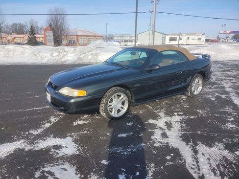 Used 1998 Ford Mustang GT image 3