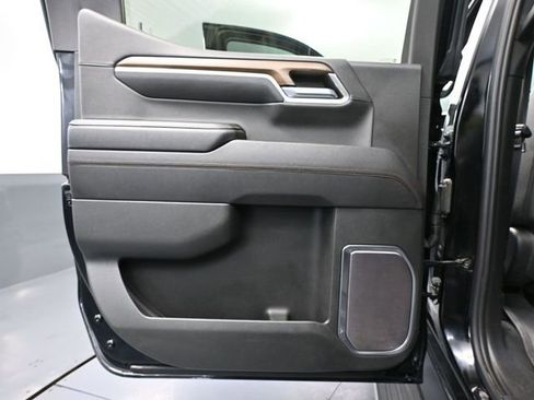 Used 2023 Chevrolet Silverado 1500 High Country w/ High Country Premium Package image 46