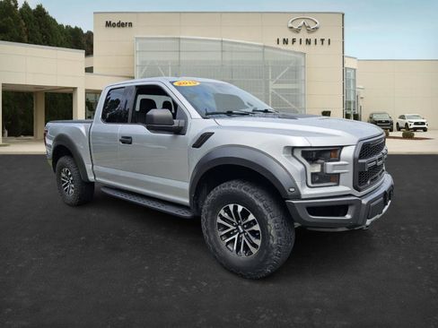 Used 2019 Ford F150 Raptor image 2