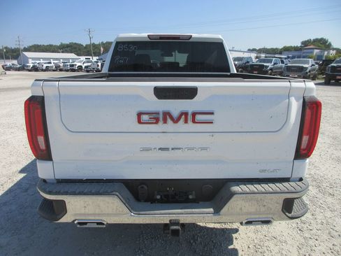 New 2026 GMC Sierra 1500 SLT w/ SLT Premium Package AWD/4WD image 5