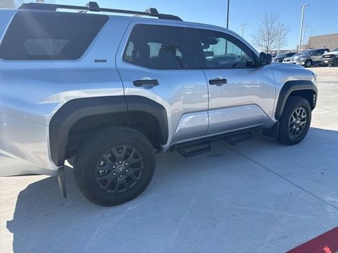 Used 2025 Toyota 4Runner SR5 image 2
