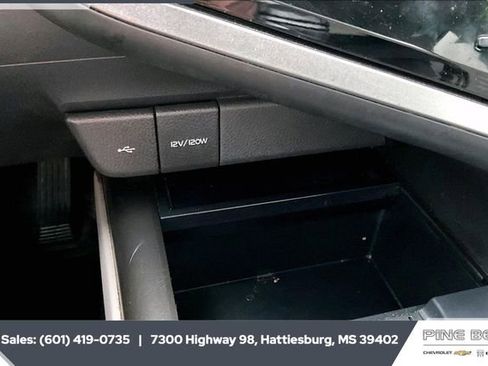 Used 2021 Toyota Camry SE image 22