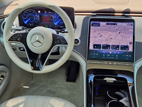 Certified 2023 Mercedes-Benz EQS 450+ Sedan image 22