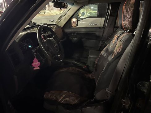 Used 2012 Jeep Liberty Sport w/ Popular Equipment Group image 10