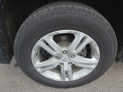 Used 2019 GMC Terrain SLE w/ Driver Convenience Package FWD image 5