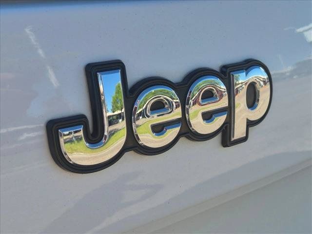 Used 2014 Jeep Cherokee Latitude FWD image 5