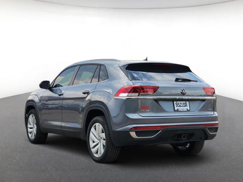 Used 2021 Volkswagen Atlas Cross Sport SE w/ Panoramic Sunroof Package AWD/4WD image 4