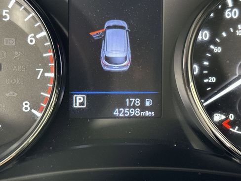 Used 2021 Nissan Rogue Sport S FWD image 15