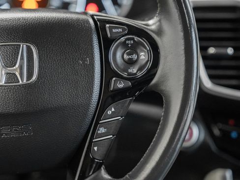 Used 2017 Honda Accord EX-L image 25