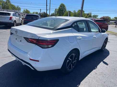 Used 2024 Nissan Sentra SV FWD image 4