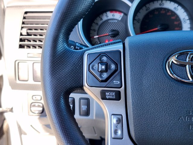 Used 2015 Toyota Tacoma 4x4 Double Cab w/ TRD Sport Package image 27