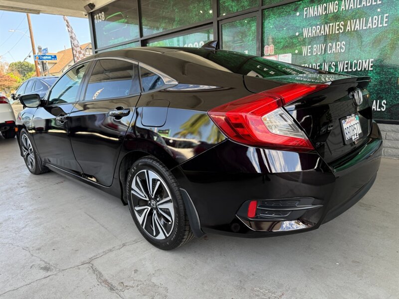 Used 2017 Honda Civic EX-L image 4