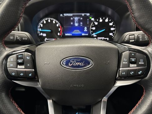 Used 2023 Ford Explorer ST-Line AWD/4WD image 17